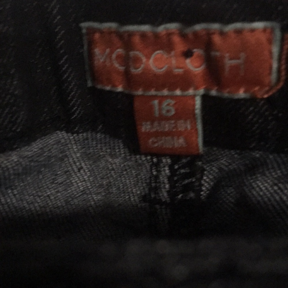 ModCloth Stretch High Rise Button Skinny Jeans - Picture 3 of 4